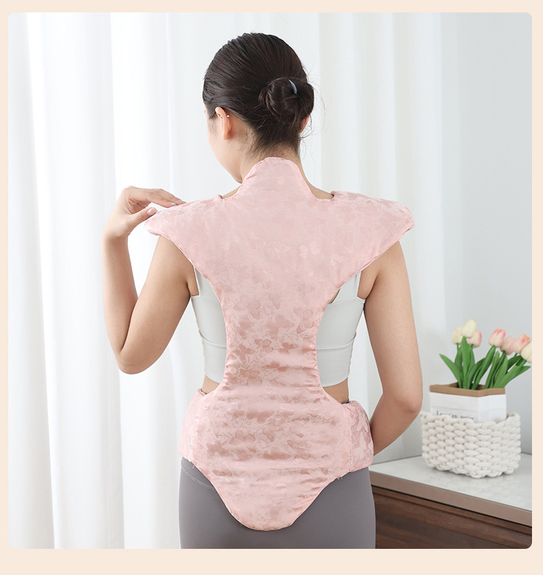 Electric Heating Dragon Bone Moxibustion Pack Ai Rong Back Heat Wrap Mugwort Warm Therapy Shoulder Neck in use