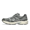 Gray silver