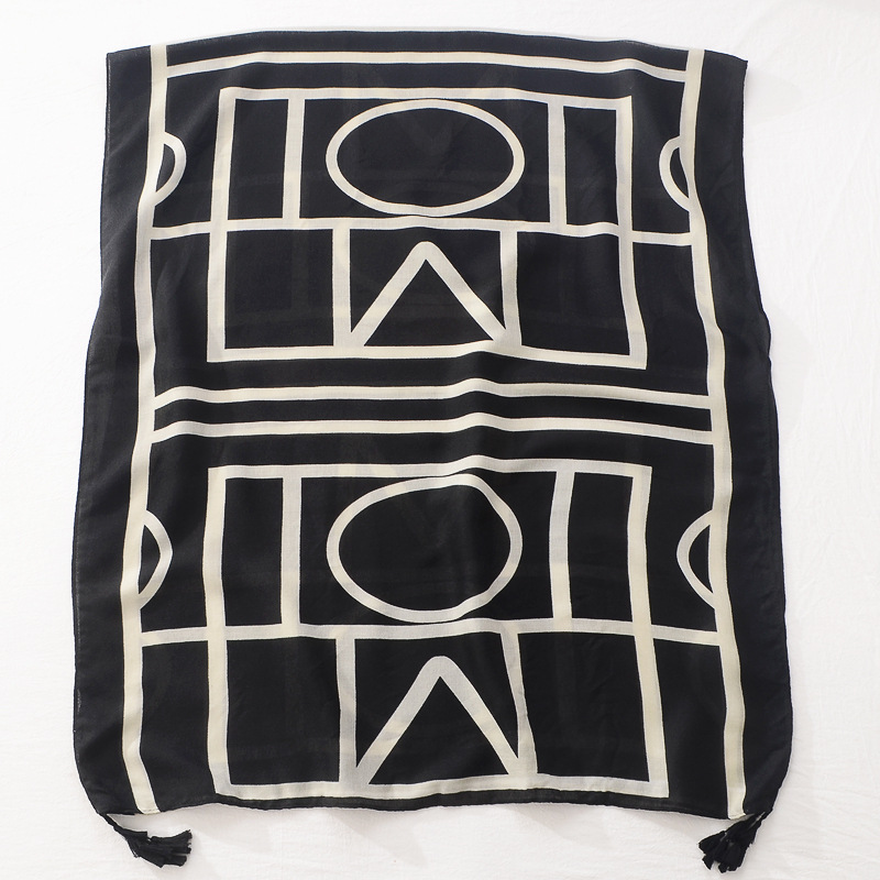 Comercio exterior europeo y americano transfronterizo Venta caliente bufanda de seda delgada primavera y verano aire acondicionado protector solar chal clásico patrón algodón y lino sensación bufanda