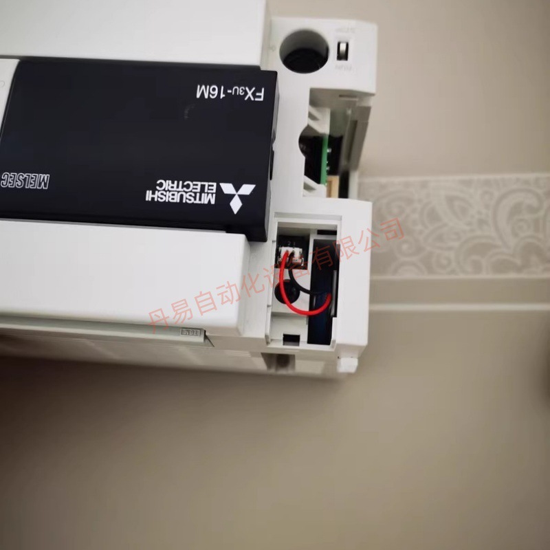 三菱PLC型号FX3U-16MRDS，原装全新现货议价