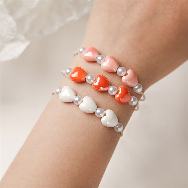 Cross-border Ou Xiaozhong love pulseras de cuentas de cerámica hechas a mano, accesorios de uso diario para damas, spot al por mayor