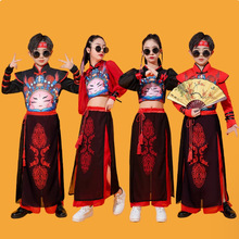 ��һ�����L��ͯ�ݳ���ģ������ը�־�ʿ����b��ͯŮ�����������b