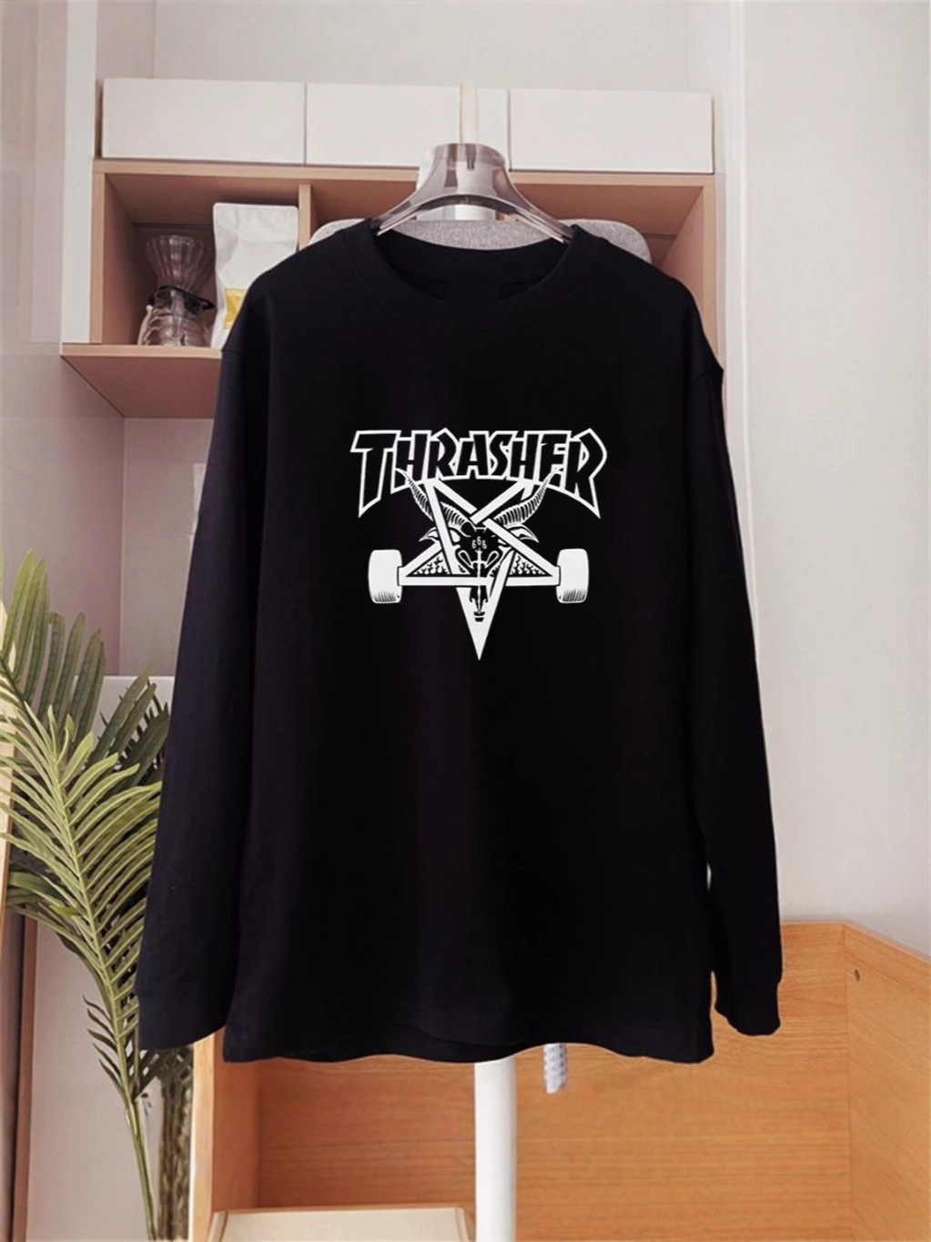 Comercio extranjero transfronterizo Thrasher edición americana limitada multicolor medusa llama cuello redondo camiseta de manga larga camiseta de base para hombres y mujeres