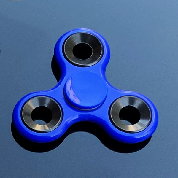 Classic version of three -leaf iron block blue