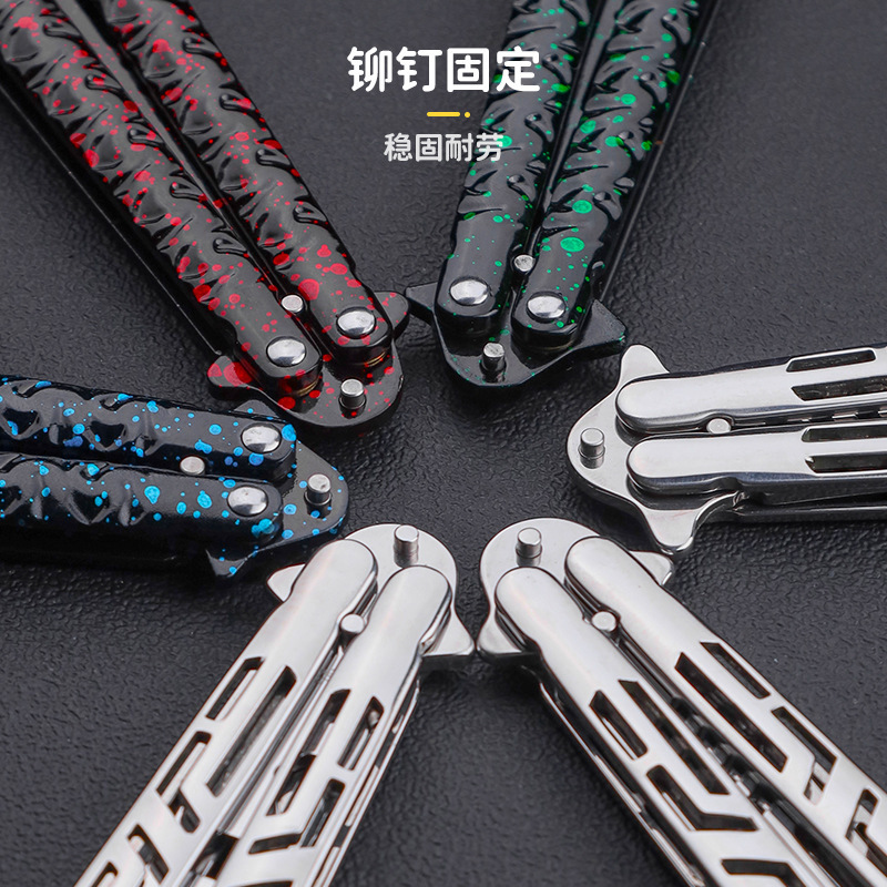 Cuchillo de mariposa de acero inoxidable CSGO cuchillo de práctica periférica herramienta cuchillo plegable cuchillo sin abrir cuchillo ornamental en stock al por mayor
