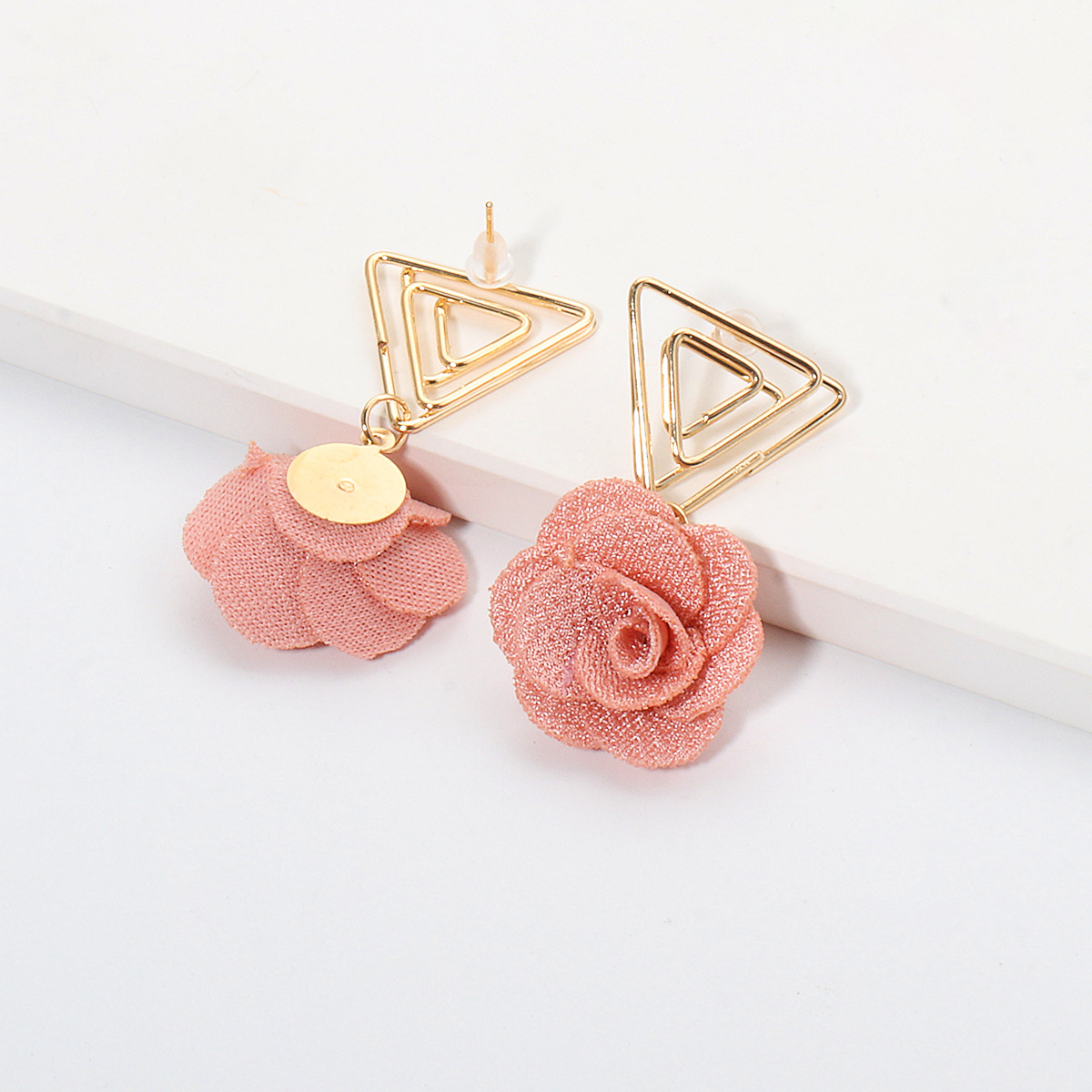 Pendientes De Flores Triangulares Coreanos Al Por Mayor display picture 5