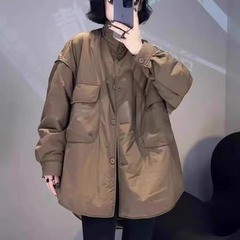 秋冬の綿の服の女性のコートの大きいポケットのヨーロッパの商品のファッション的な工装の綿入れの上着のゆったりしているカジュアルな中の長いカーディガンのコート