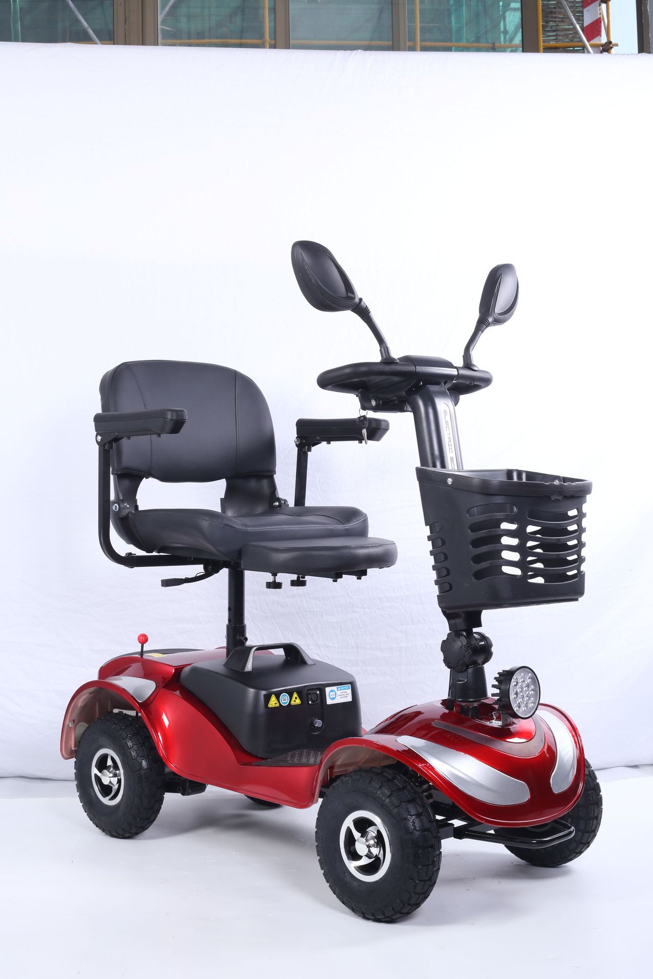 Elderly scooter mini elderly car low-speed four-wheel electric car safety brake electric car foldable
