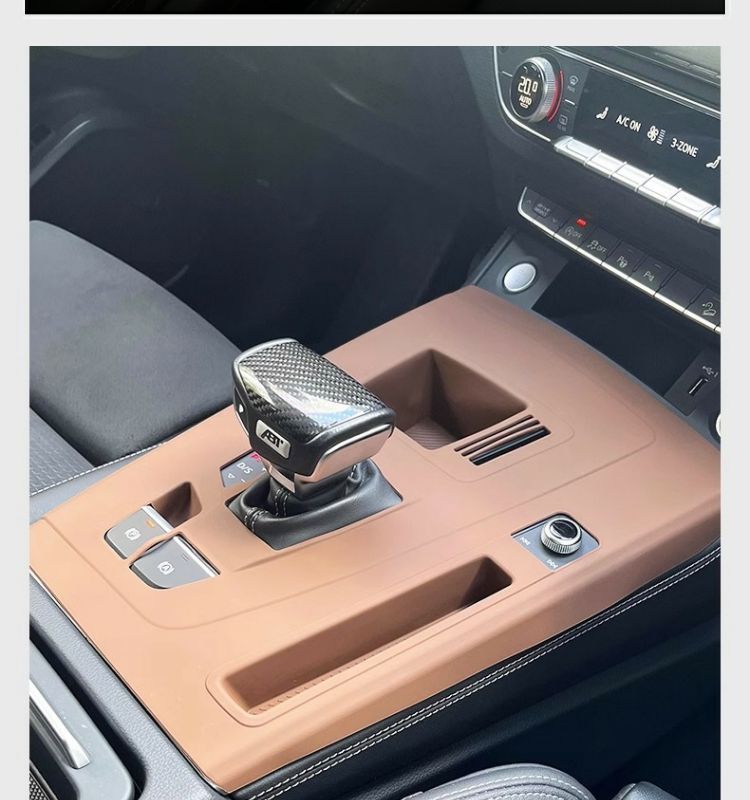 Q5L Central Control Protection Silicone Pad Gear Panel Protective Film Interior Modification Decoration Supplies Accessories 21-24 Models