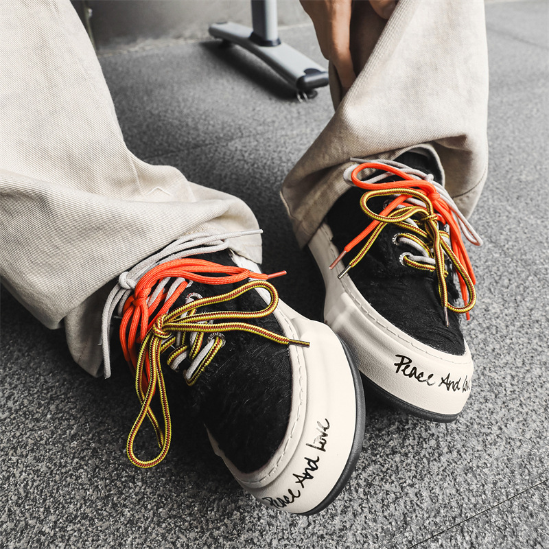 Nicho Zhong zapatos para hombres 2025 primavera y verano nuevos zapatos de skate zapatos de moda diseño de base gruesa ins red pareja zapatos de lona mujer