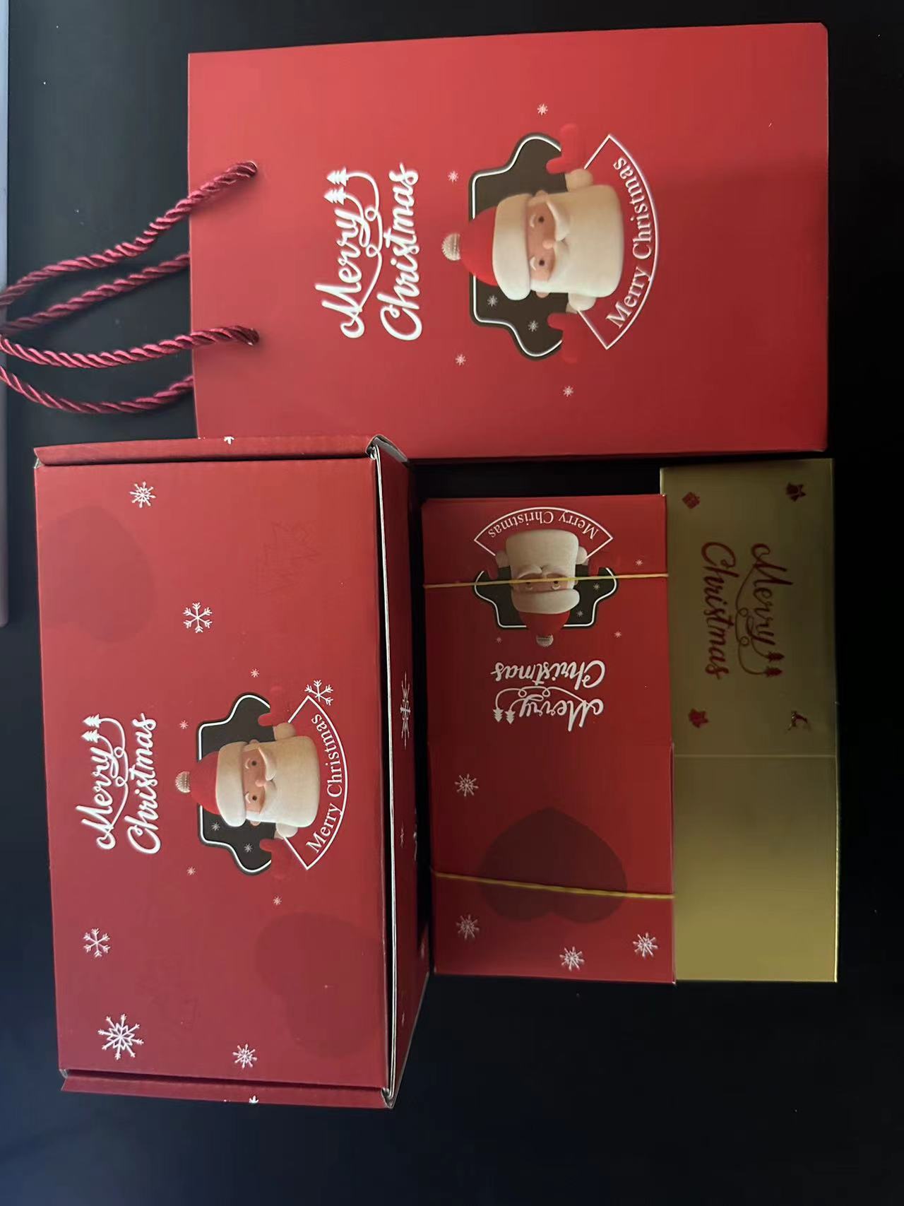 레드 메리 크리스마스; 바운스 박스 10개 + 선물 상자 + 선물 가방