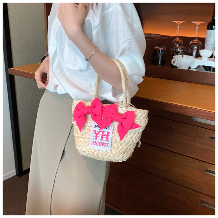 Women's Small Spring&summer Straw Vacation Handbag display picture 3