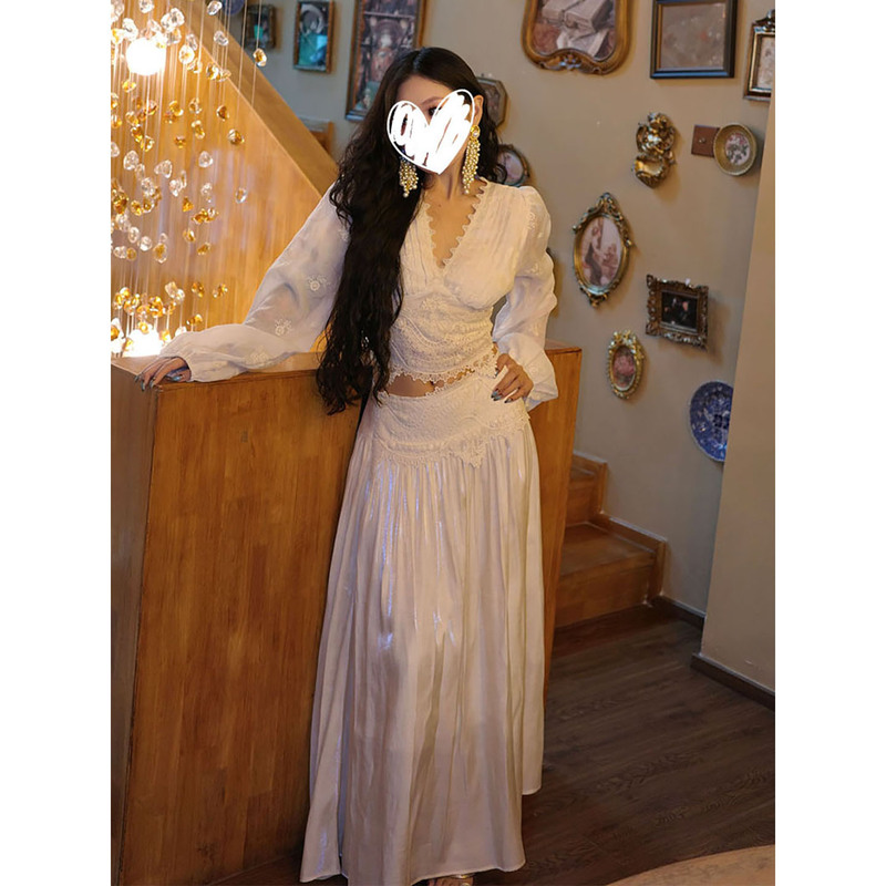 老钱风设计感白色V领长袖蕾丝上衣衬衫女2025新款拼接半身裙套装|undefined