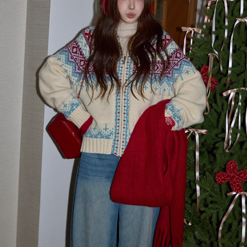 Christmas Hooded Thick Sweater Cardigan for Women in Autumn and Winter, Beige Fair Isle Sweater, Thick Long Sleeve Knitted Jacket