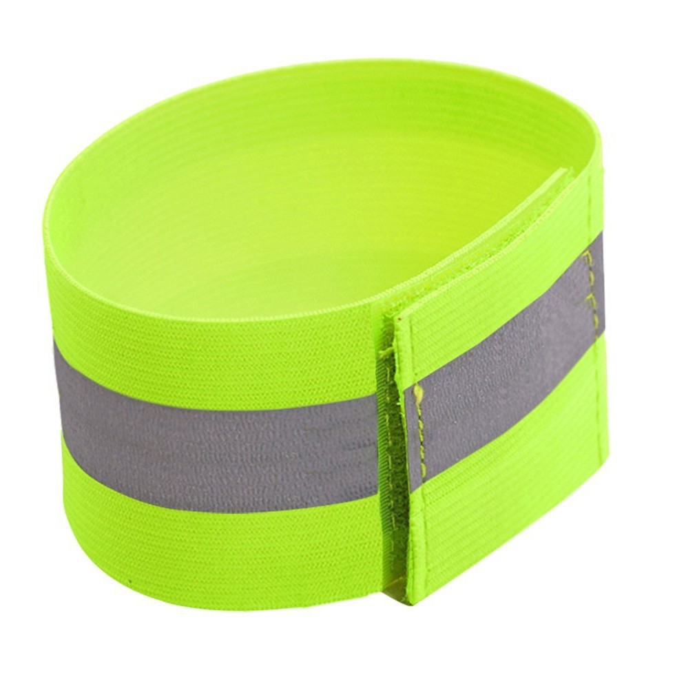 Safe retroreflective slimming leggings for cycling
