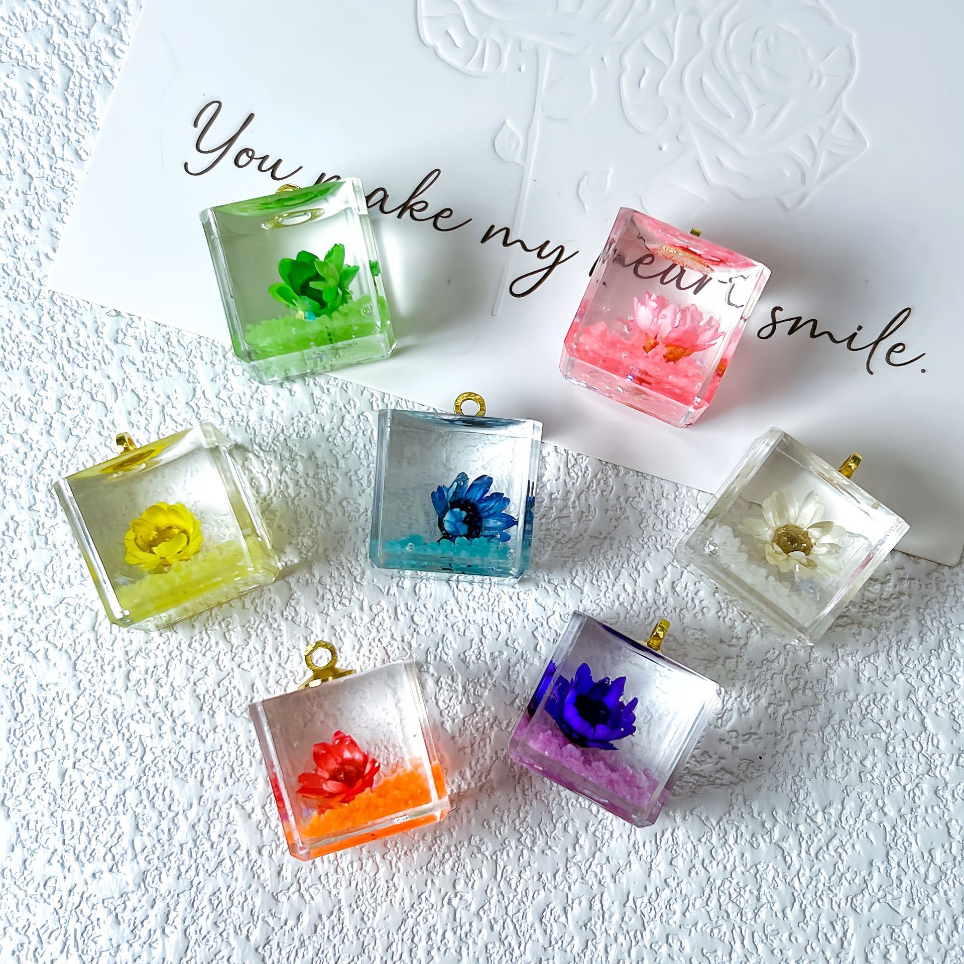 Creative three dimensional transparent earrings