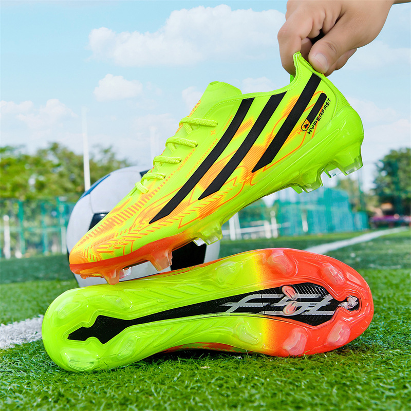 Zapatillas de Fútbol de Caña Baja F50 TPU y Caucho Transpirables para Césped Artificial image 1