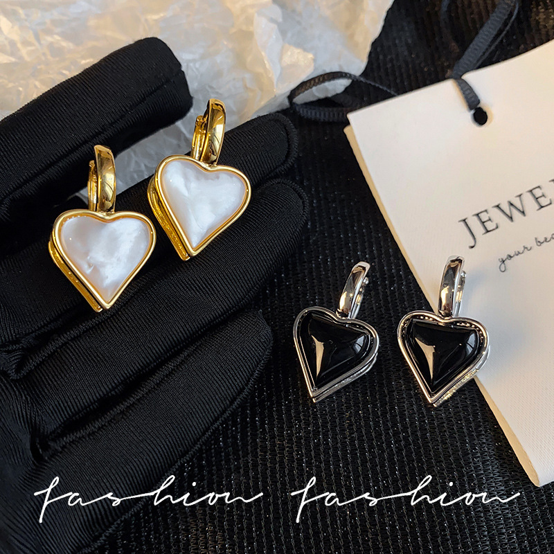 Schwarze und weiße Perlmutt-Herzanhänger für Damen, schlicht und stilvoll für den Alltag, echt vergoldet, reines Silber, leicht_voghion.com