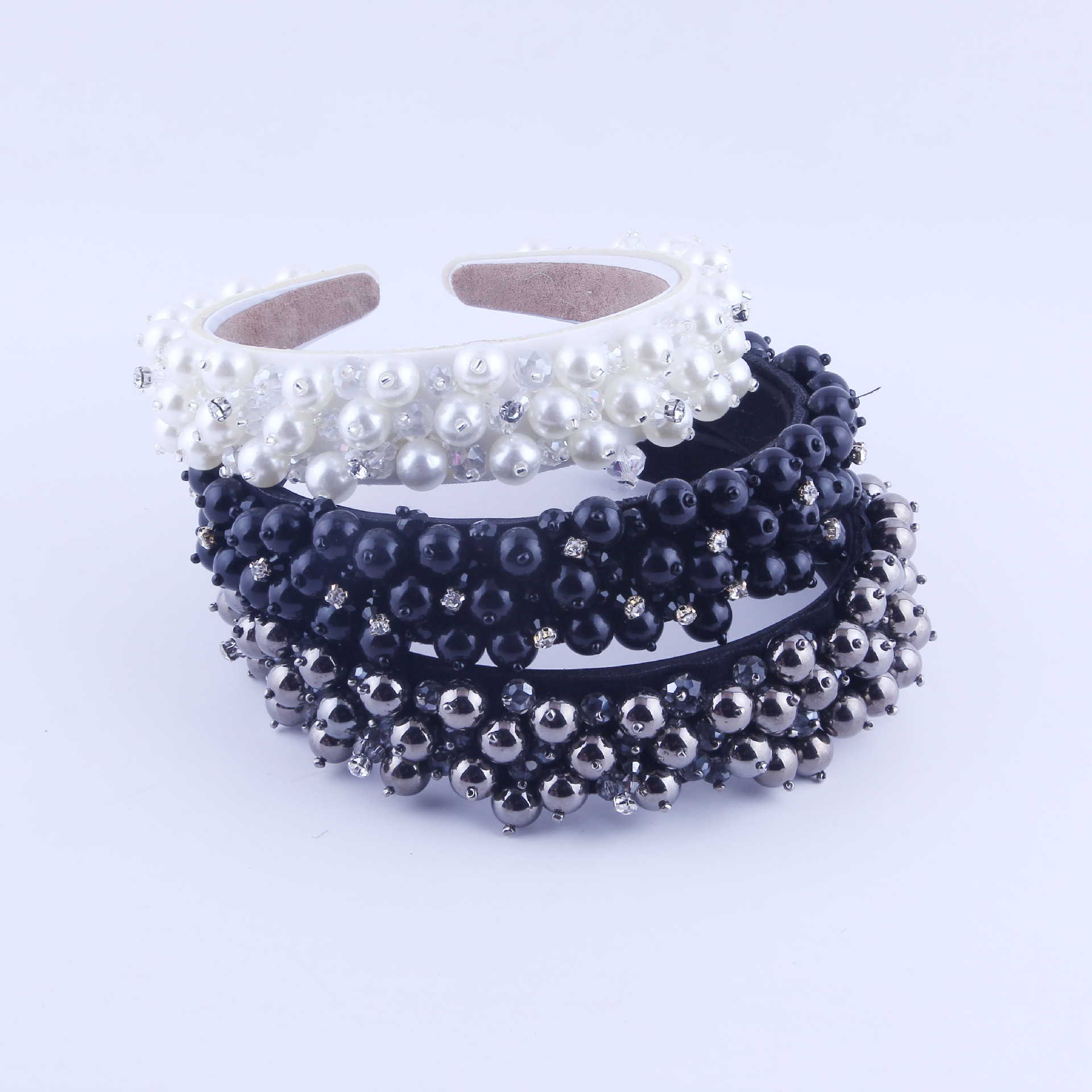 New Fashion Baroque Pearl-studded Headband display picture 2