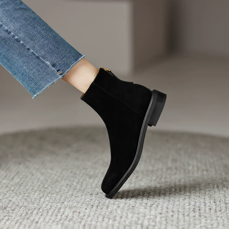 Матовые меховые короткие сапоги с плоским дном 2024 новые зимние женские сапоги весной и осенью сапоги из кожи овчины сапоги плюс бархат