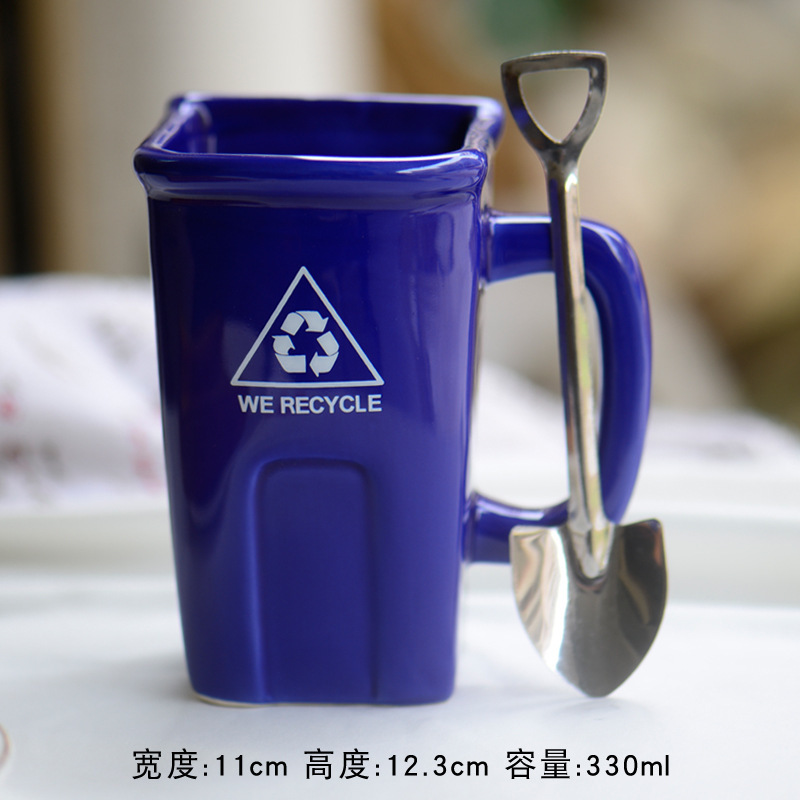 蓝色垃圾桶马克杯