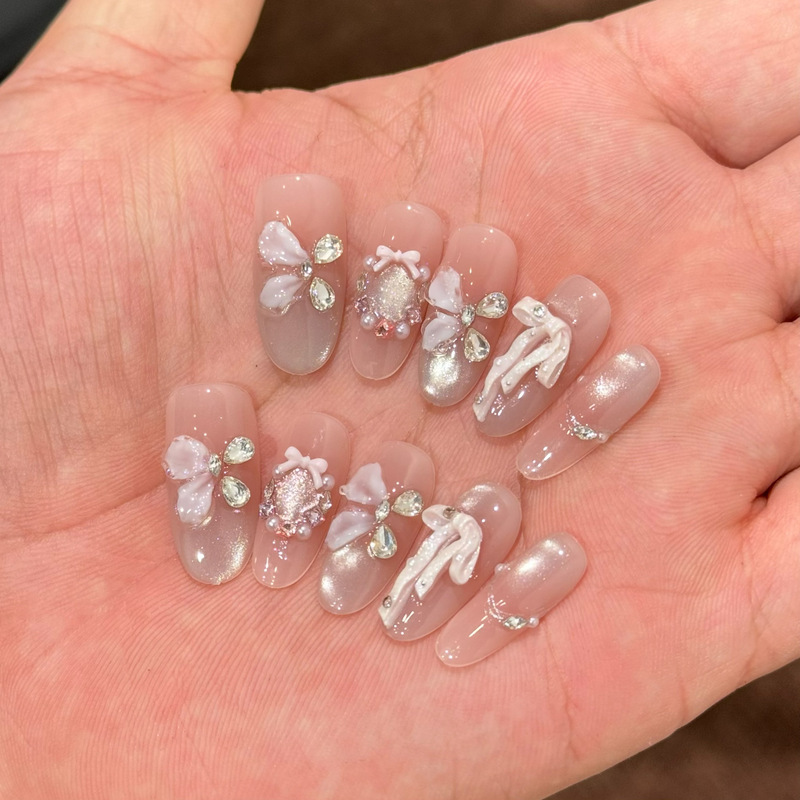 【Butterfly Freeze】Purely Handmade Cat-Eye Versatile Nail Art That Enhances Complexion, Polka Dot Butterfly Pure Handmade High-End Nail Art 【Butterfly Freeze】Purely Handmade Cat-Eye Versatile Nail Art That Enhances Complexion, Polka Dot Butterfly Pure Handmade High-End Nail Art