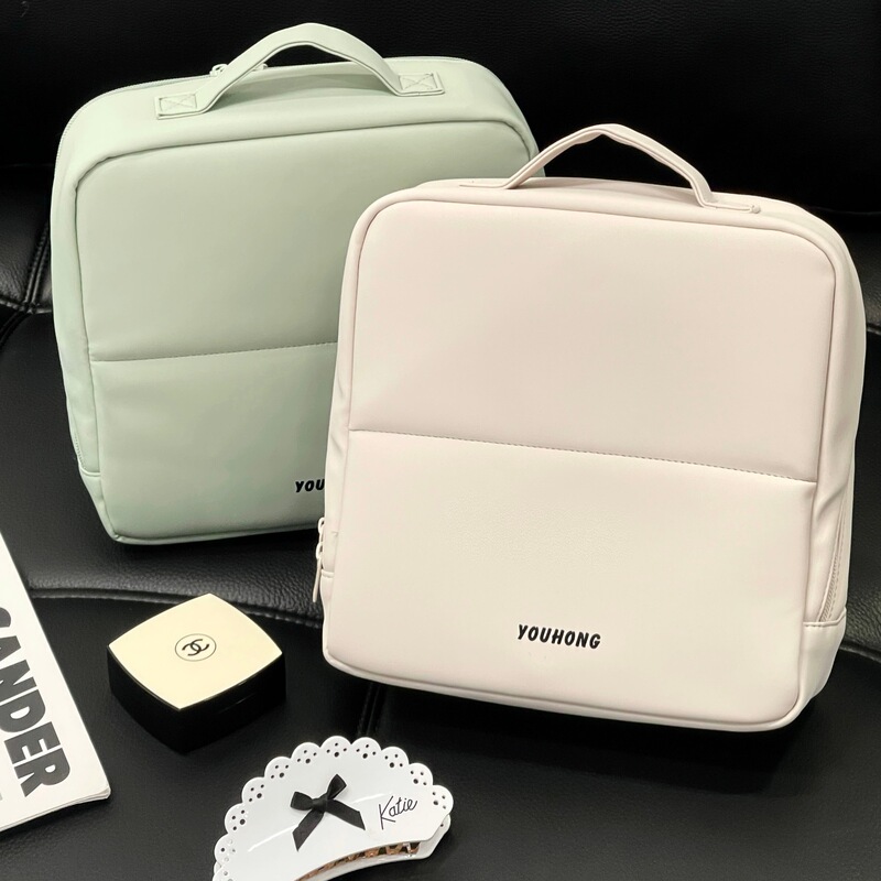 Cosmetic Bag, Large Capacity, Portable, Travel-Friendly, Three-Dimensional, Non-Collapsible, High-End Waterproof Toiletry Bag