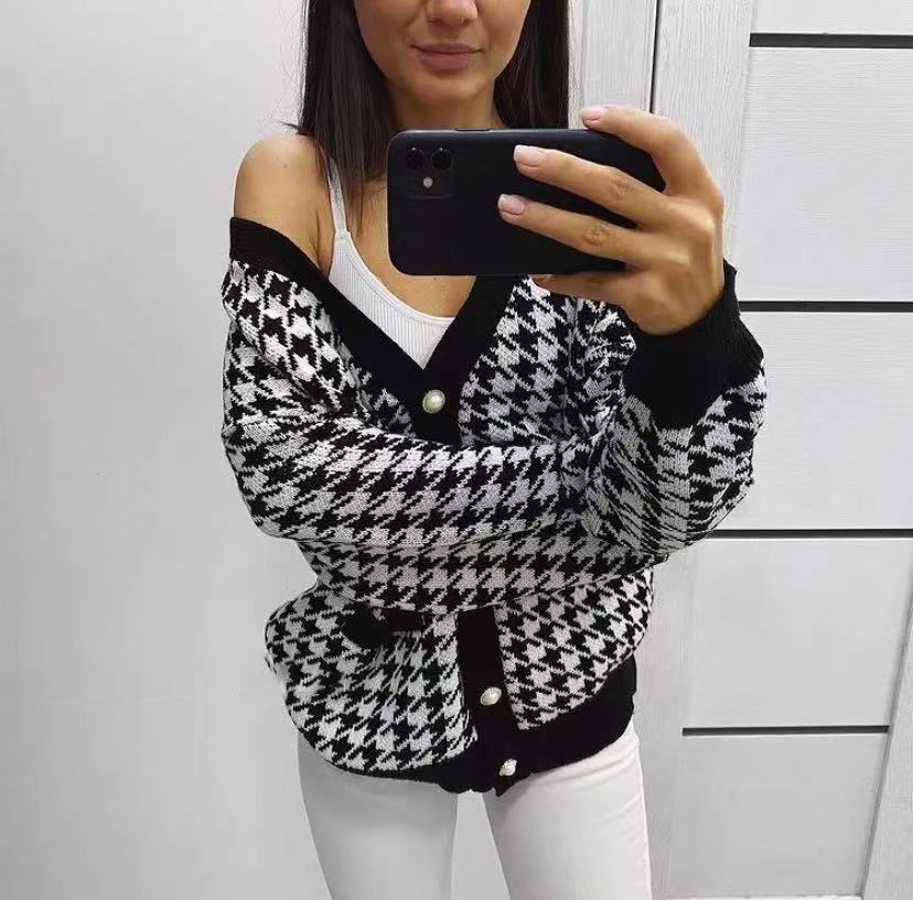 Nihaostyle Clothing Wholesale houndstooth knitted cardigan NSQYS66624