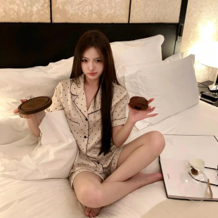 �n���������cӡ���＾˯��Ůʿ���b���ļ��¿��z�I���s�Ҿӷ�