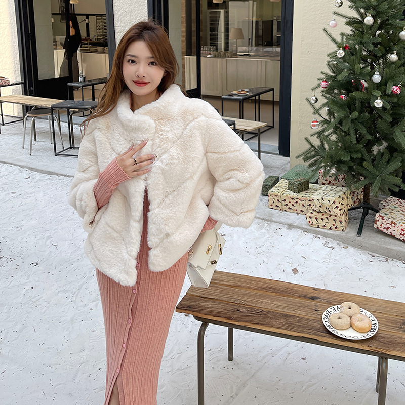千金软软兔 毛毛外套女短款冬季新款宽松百搭保暖环保皮草