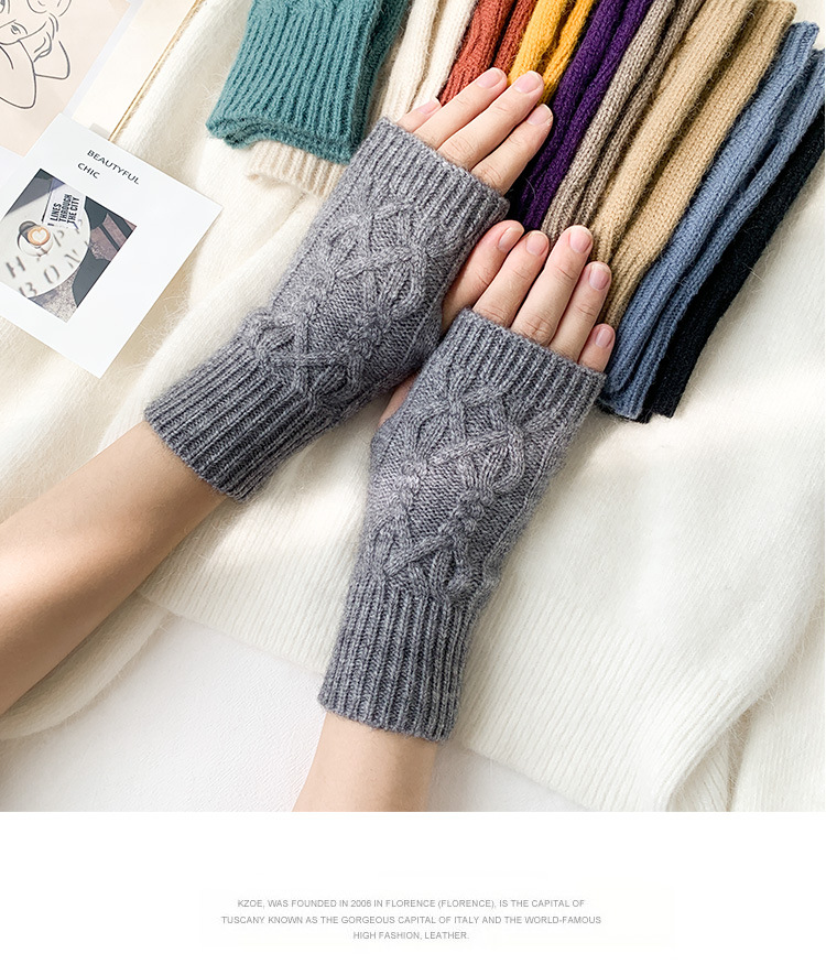 Unisex Sweet Simple Style Solid Color Gloves 1 Pair display picture 32