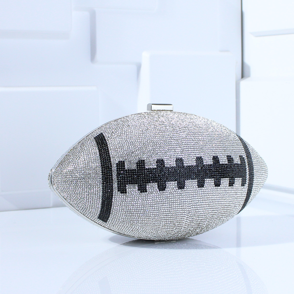 Aangeven Verhelpen Bergkristal Rugby Bergkristal Ovaal Avondtassen display picture 6