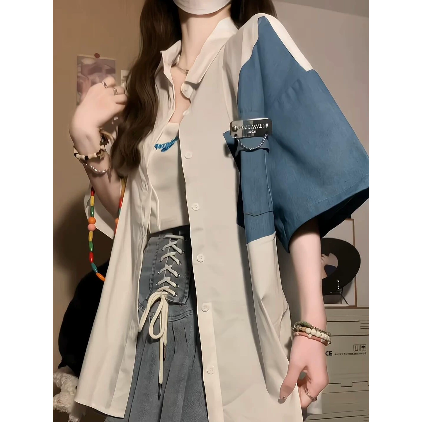 Модная женская рубашка с короткими рукавами в студенческом стиле с цветными блоками, новая весенне-осенняя свободная верхняя одежда для миниатюрных фигур, модная свободная куртка.