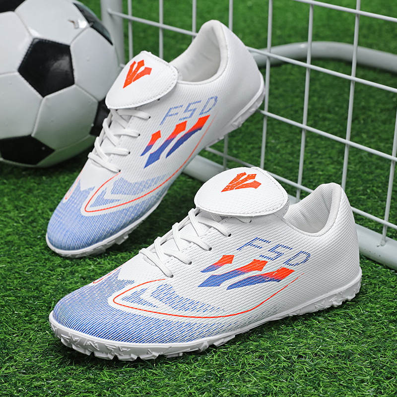 Baochuan nuevo TF clavos zapatos de fútbol hombres adultos clavos cortos zapatos de entrenamiento profesional juvenil zapatos deportivos niños al por mayor
