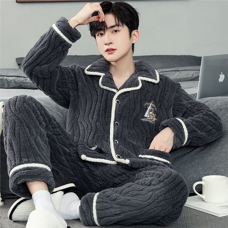 Pijama de lujo ligero de hombre engrosado de franela calentamiento conjunto coreano de mangas largas cardigan coral ropa para el hogar grande otoño