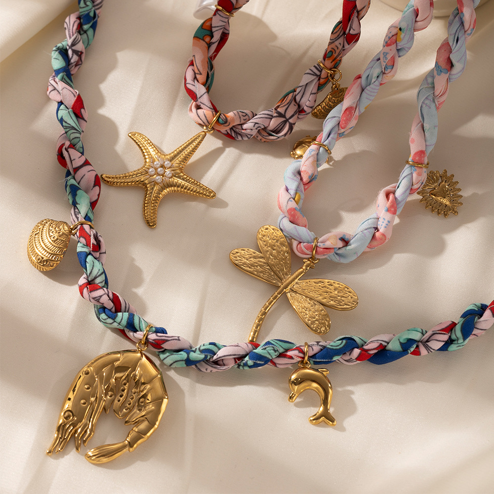Tiana Europa y América collar de acero inoxidable ligero de lujo nicho colorido cuerda trenzada animal collar de colgante de acero de titanio ventas calientes transfronterizas