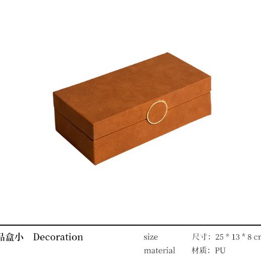Caja de adornos pequeña