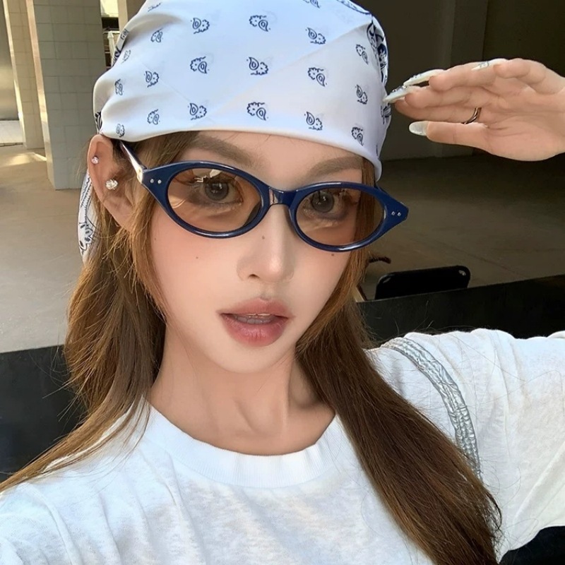 ネットセレブと同じスタイルの楕円形の小さなフレームのオタクサングラス、女性用、ファッショナブルなストリートスタイルの凹面形状、男性用の多用途日焼け止めサングラス、トレンディです。|undefined