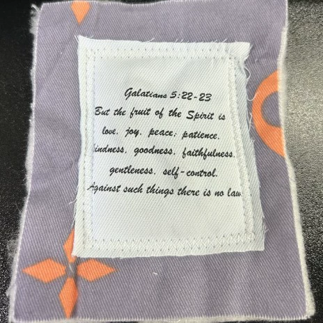 Кросс-борт новое изделие PRAYER QUILT с крестом внутри, вручную шиты цветной стежок