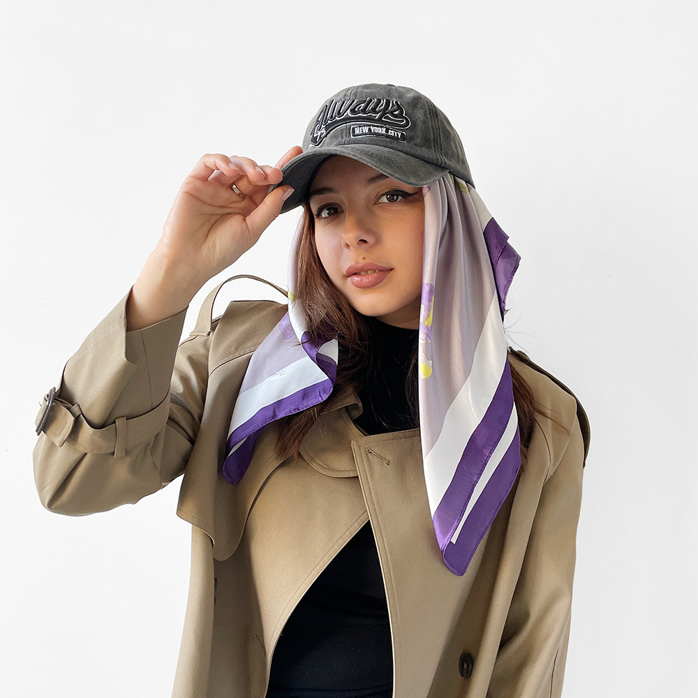 Femmes Élégant Rétro Pois Léopard Satin Écharpe En Soie display picture 11