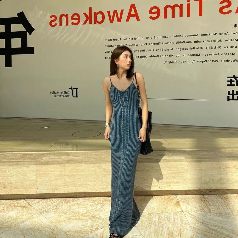 American Style Retro Hot Girl Style Design Sense Blue Vertical Stripe Dress Women's Summer Elegant Knitted Mid-length Slip Dress