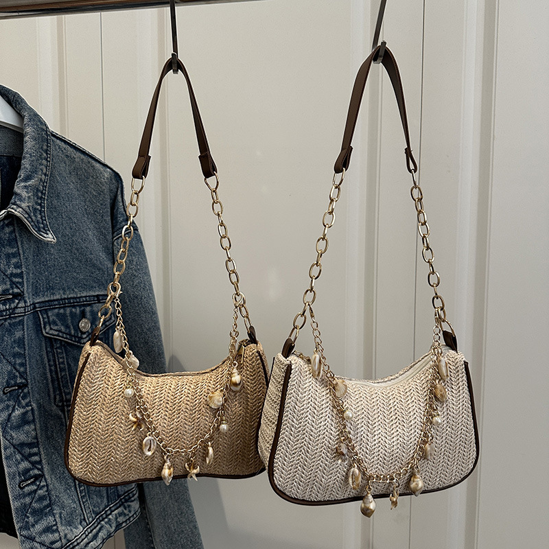 Fashionable trend straw underarm bag