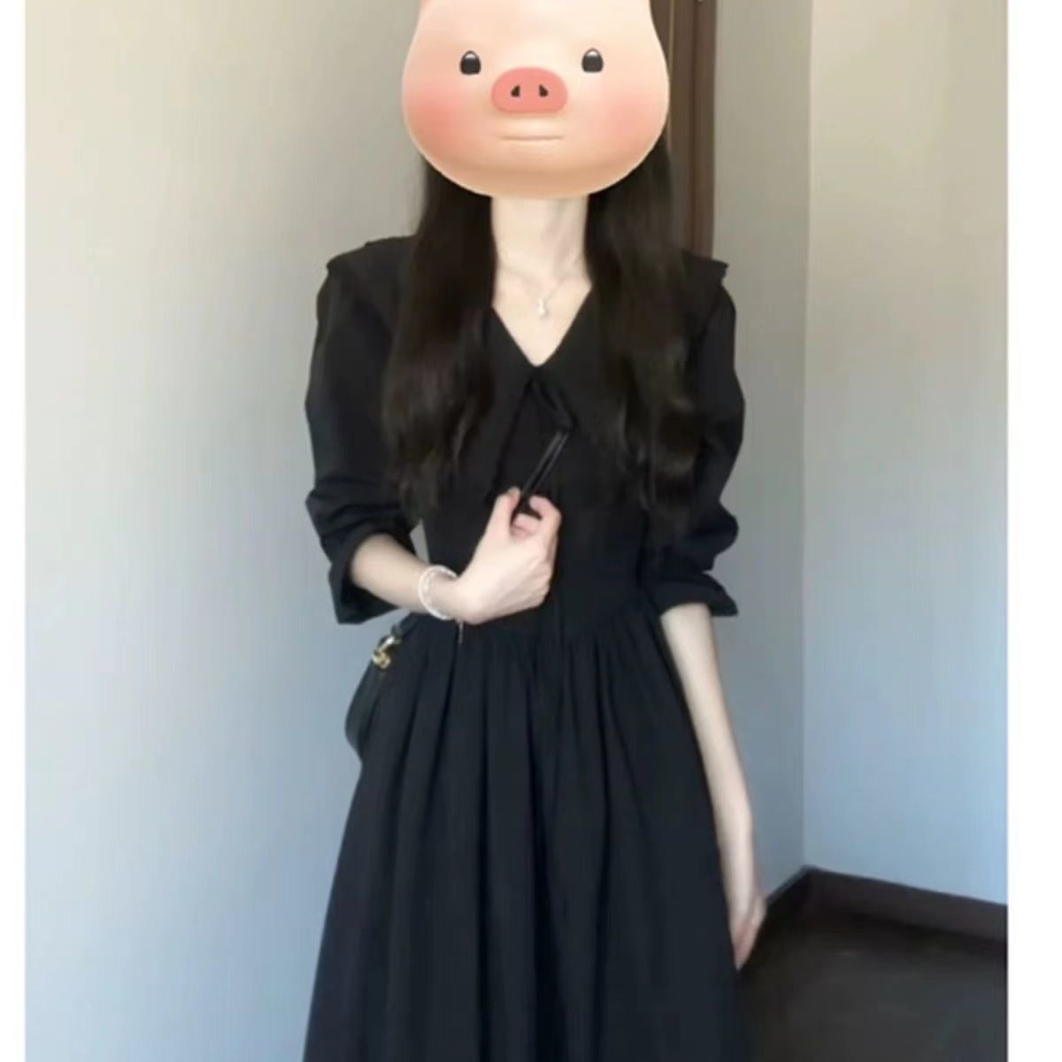 赫本风法式黑领长袖连衣裙早秋新款简约通勤气质中长裙(棉