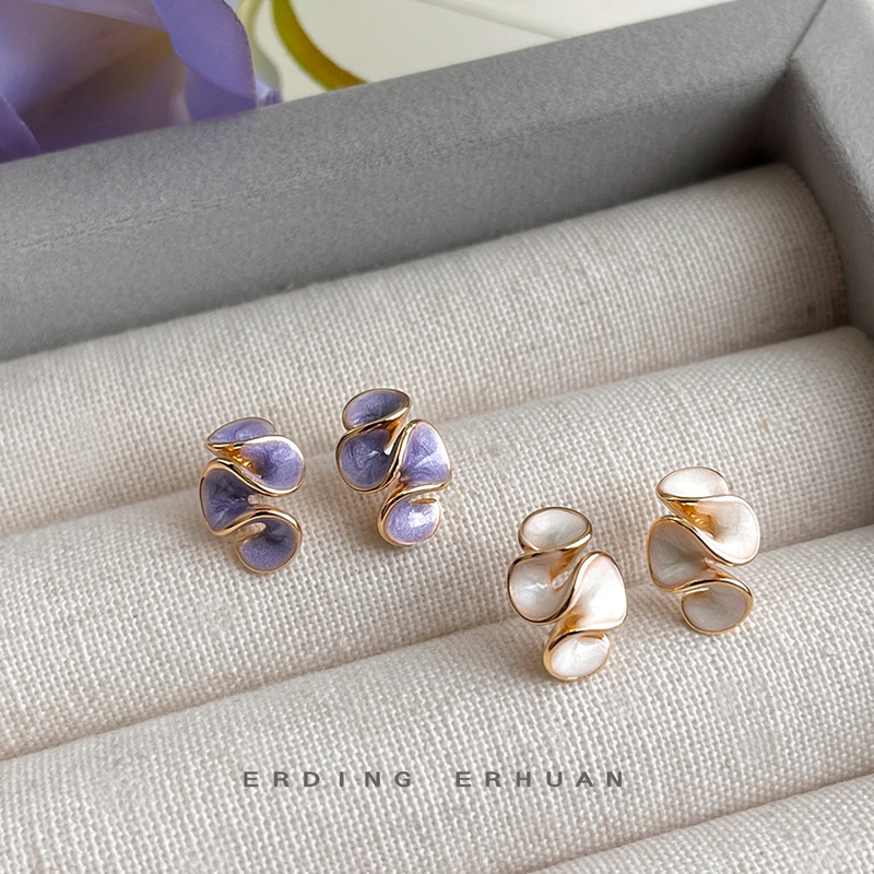 Fresh and Sweet Three-Dimensional Enamel Glaze Geometric Space Distortion Artistic Breath Silver Needle Plated 14K Earrings for Women