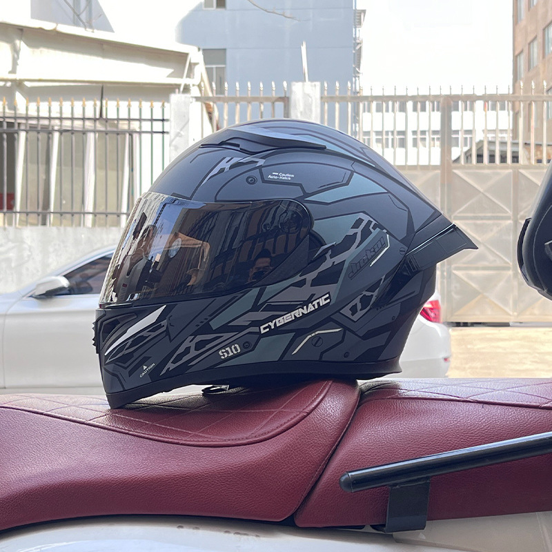 El casco completo del casco de la cola grande de la motocicleta Jiekai se puede instalar con auriculares Bluetooth