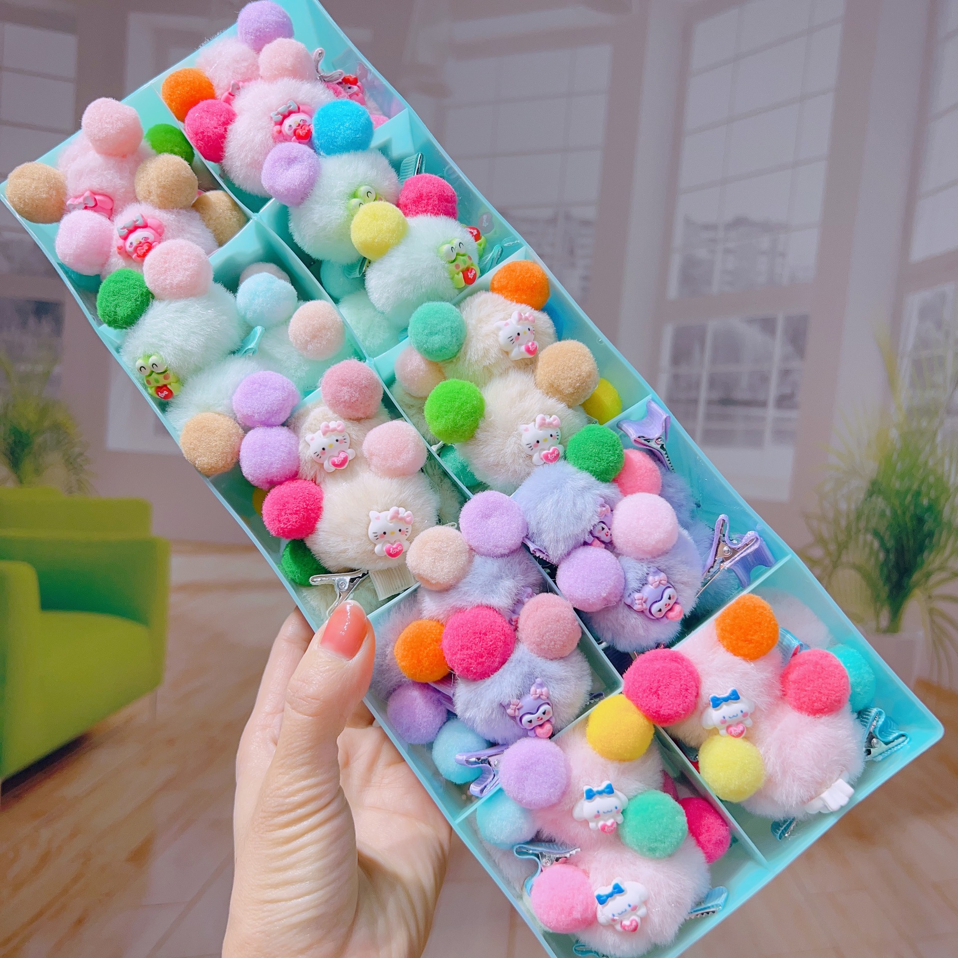 Seven color hairy balls holding love Samuli group hairpin mixed color from 10 shots