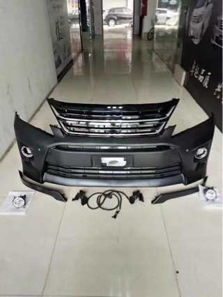 Suitable for Toyota Vellfire Ah20 Series Modified Wide-Body Front Bumper Grille Fog Lights
