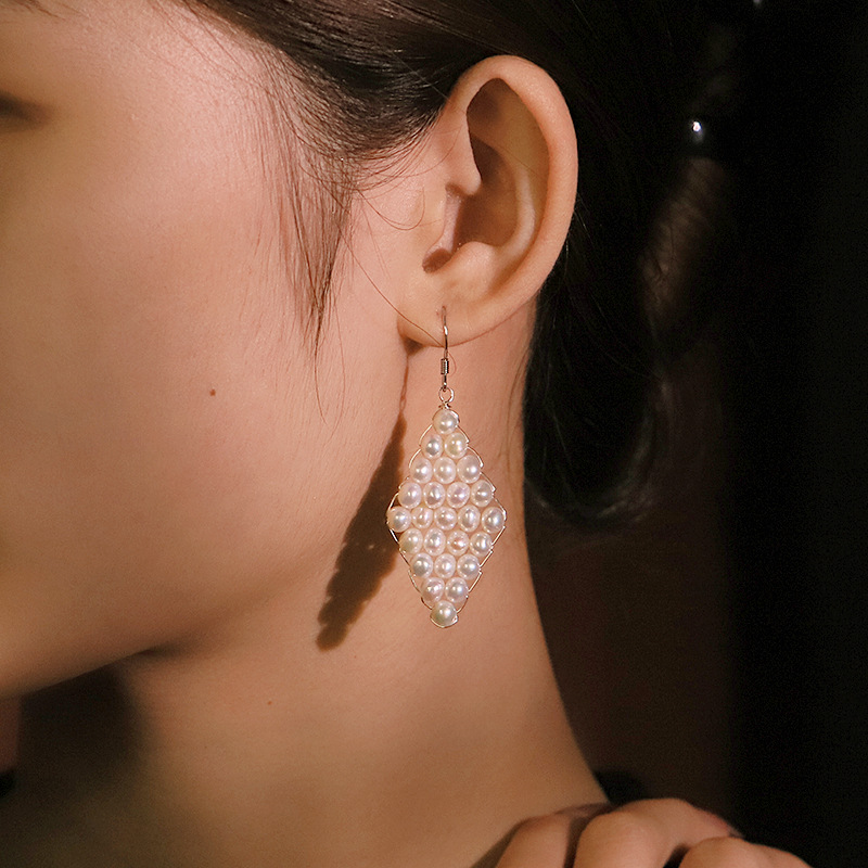 Perla natural original gancho de orejas de diamante pendientes de orejas femeninas retro alta sensación de aretes temperamento pendientes de orejas al por mayor