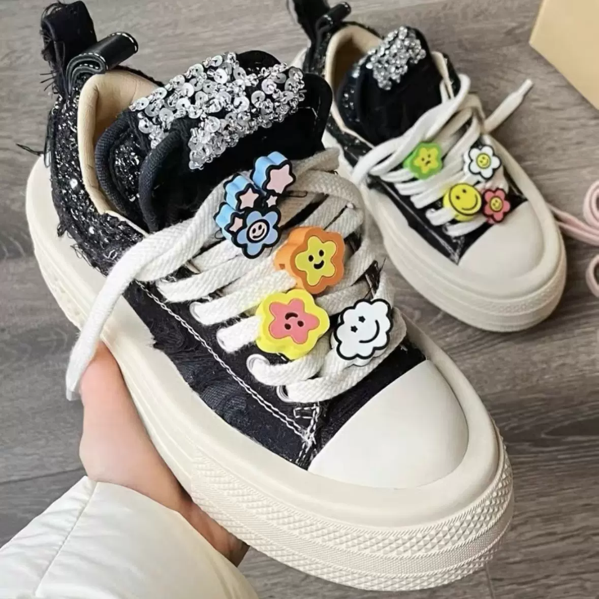 FORESHADOW 赵露思同款粗花呢DIY笑脸挂饰厚底休闲板鞋花朵帆布鞋