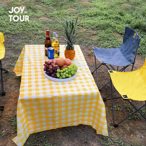 Disposable yellow and red grid picnic blanket outdoor barbecue picnic blanket food stall tablecloth restaurant hotel tablecloth wholesale